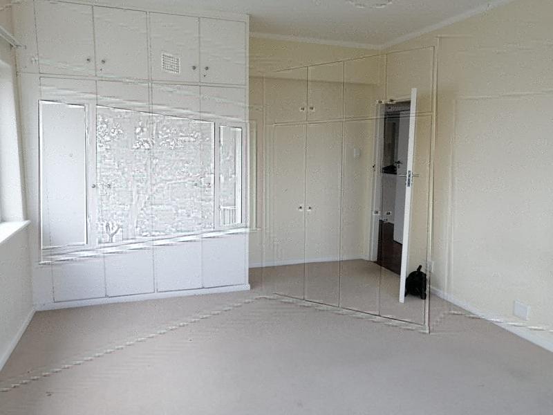2 Bedroom Property for Sale in Wynberg Western Cape
